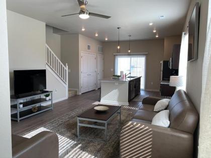 Top-Rated 4-Bedroom Modern House with Amazing Amenities