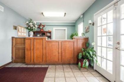 Villa Inn - image 12