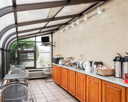 Villa Inn - image 2