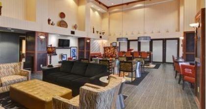 Hampton Inn & Suites Lawton - image 8