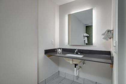 Fairfield Inn & Suites by Marriott Lawton - image 10