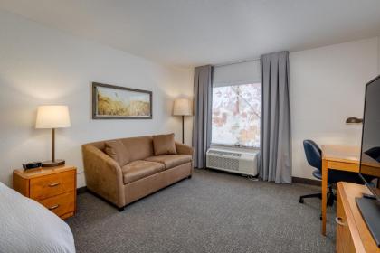 Fairfield Inn & Suites by Marriott Lawton - image 13