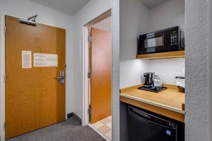 Fairfield Inn & Suites by Marriott Lawton - image 3