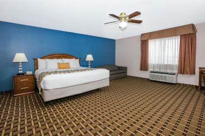 Baymont by Wyndham Lawton - image 10