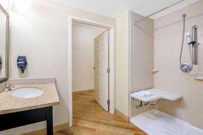 La Quinta by Wyndham Lawton / Fort Sill - image 13