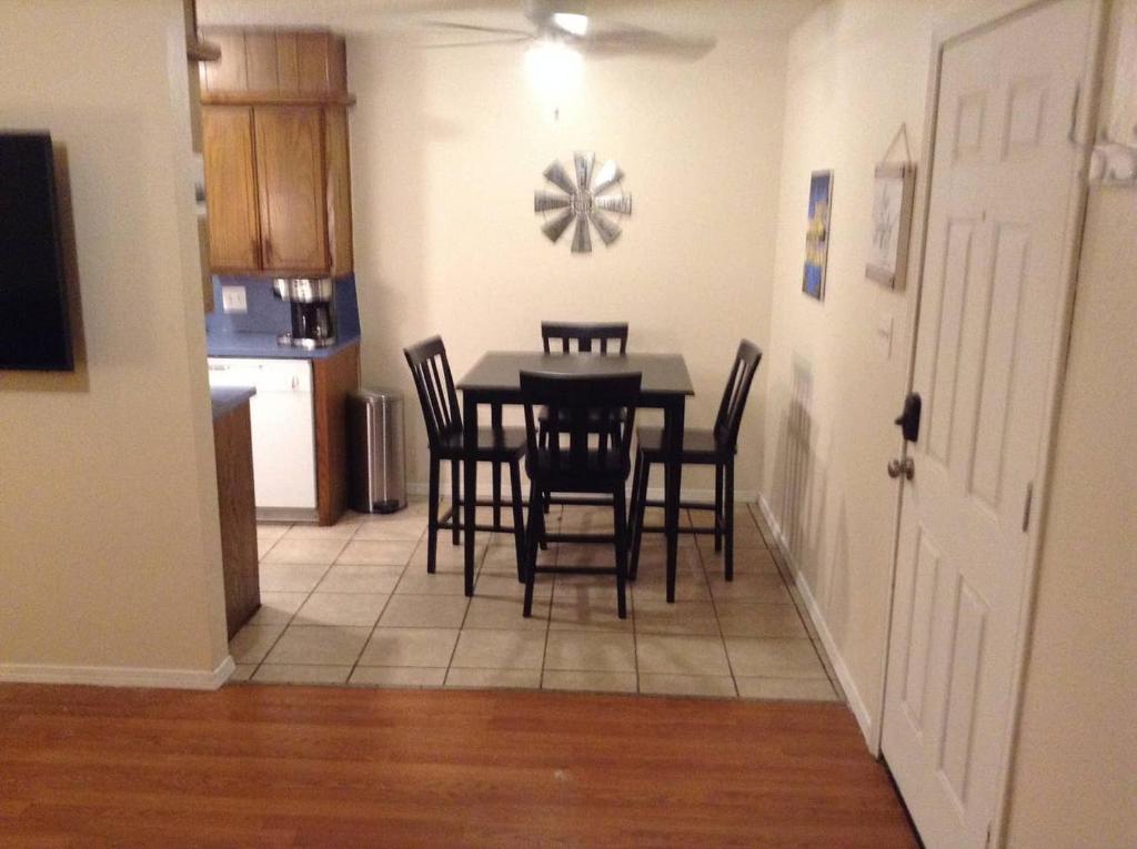 1 Bedroom Apartment for you! Next to Fort Sill - image 4