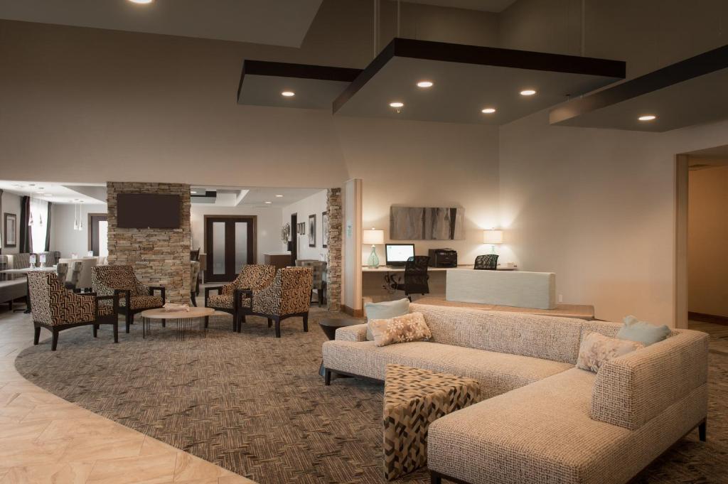 Holiday Inn Express Le Claire Riverfront-Davenport an IHG Hotel - main image
