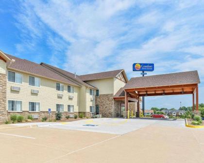 Comfort Inn  Suites Riverview near Davenport and I 80 Le Claire Iowa