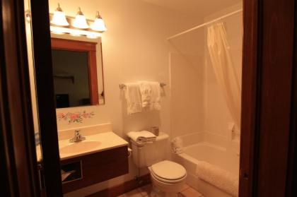 Town Hall Inn - image 5