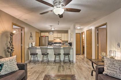 Stylish Updated Black Hills Condo with Shared Patio - image 9
