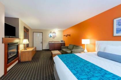 Howard Johnson by Wyndham Leavenworth - image 5