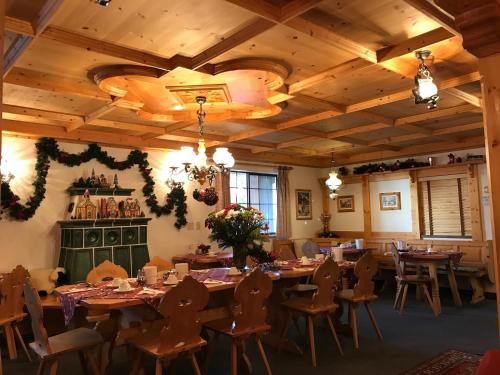 Hotel Pension Anna - image 2