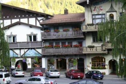 Der Sportsmann Suites - image 2