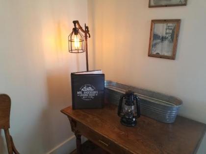 Mrs. Anderson's Lodging - image 1