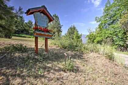 Tamarack Haus with Hot Tub 15 Min Walk to Downtown - image 2