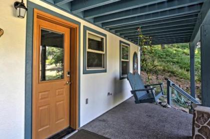 Tamarack Haus with Hot Tub 15 Min Walk to Downtown - image 4