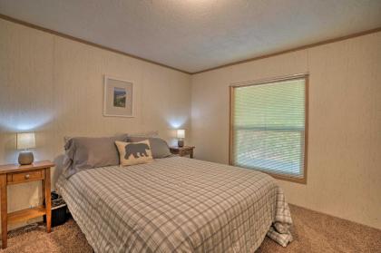 PNW Escape Cozy Cabin 9 Miles to Lake Wenatchee! - image 16