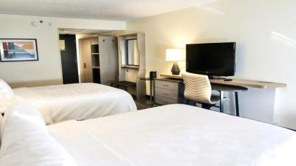 Holiday Inn Hotel & Suites Overland Park-Convention Center an IHG Hotel - image 19