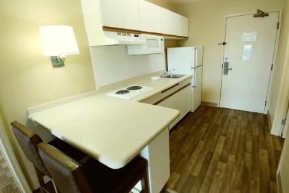 Extended Stay America Suites - Kansas City - Overland Park - Nall Ave - image 7