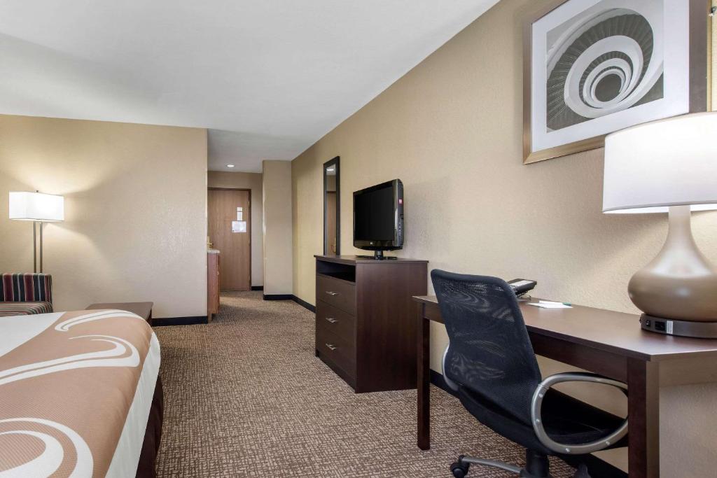 Quality Inn & Suites Lebanon I-65 - image 2