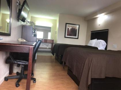 Crossroads Inn - image 15