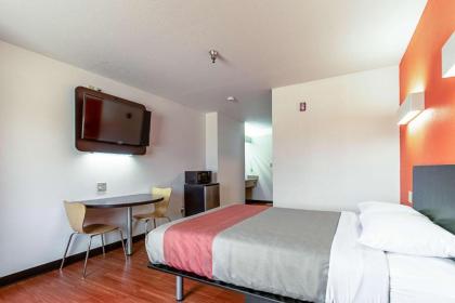 Motel 6-Lebanon IN - image 8