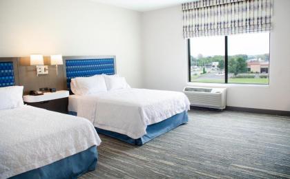 Hampton Inn Lebanon - image 10