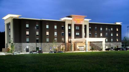 Hampton Inn Lebanon - image 12