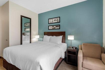 Sleep Inn And Suites Lebanon - image 10