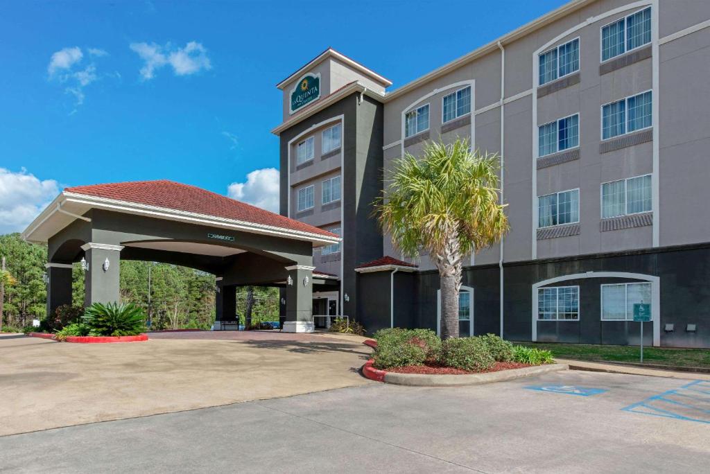 La Quinta by Wyndham Leesville Ft. Polk - main image