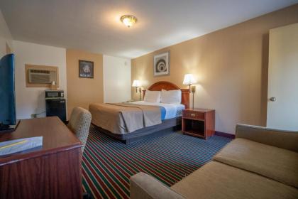 Mahoning Inn - image 12