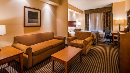 Best Western PLUS Westgate Inn and Suites - image 6