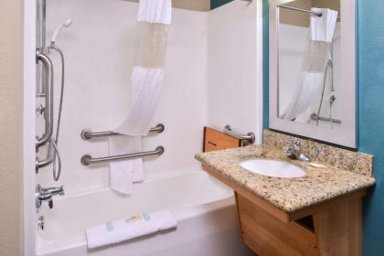 Studio 6 Lenexa - Overland Park - image 11
