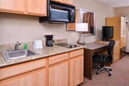 Studio 6 Lenexa - Overland Park - image 13