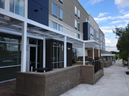 SpringHill Suites by Marriott Kansas City Lenexa/City Center - image 4
