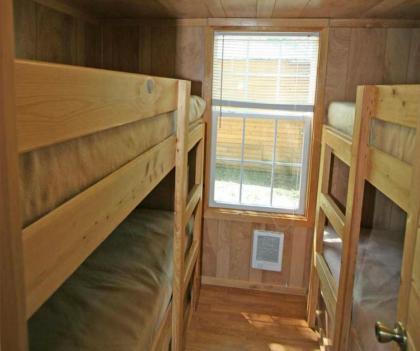 Robin Hill Camping Resort Premium Cottage 9 - image 11