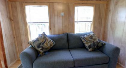 Robin Hill Camping Resort Premium Cottage 9 - image 14