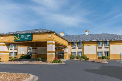 Quality Inn Lewisport - image 14