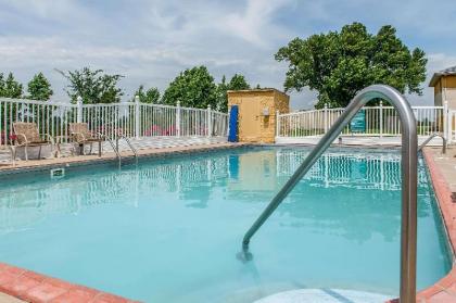 Quality Inn Lewisport - image 8
