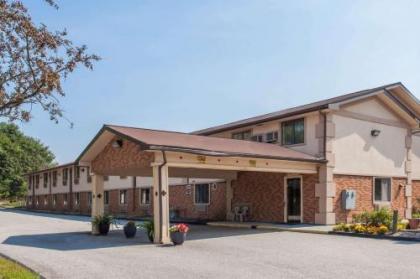 Super 8 by Wyndham Lewiston Auburn Area - image 1