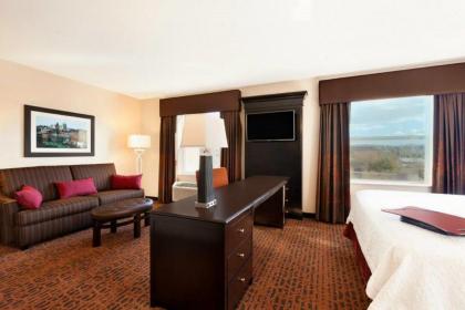 Hampton Inn Lewiston-Auburn - image 11
