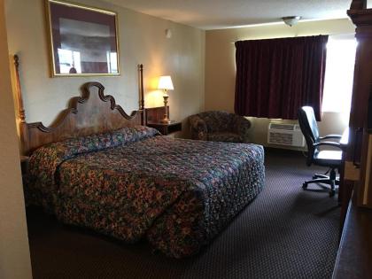 Cedars Inn Lewiston - image 10