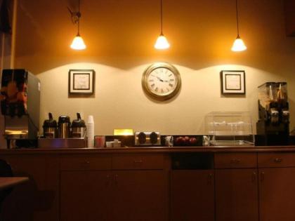 Cedars Inn Lewiston - image 9