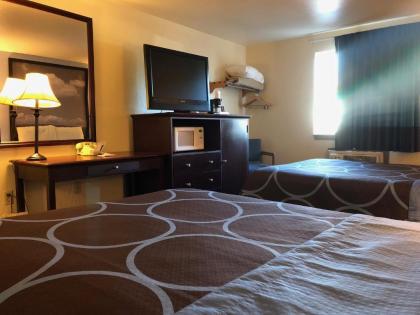Super 8 by Wyndham Lewiston - image 6
