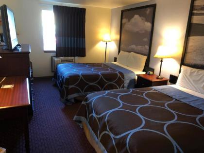 Super 8 by Wyndham Lewiston - image 7