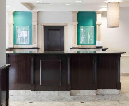 Hilton Garden Inn Dallas Lewisville - image 17