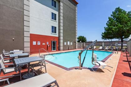 Holiday Inn Express Hotel & Suites Dallas Lewisville an IHG Hotel - image 5