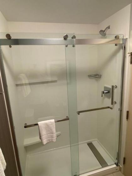 Courtyard by Marriott Dallas Lewisville - image 11