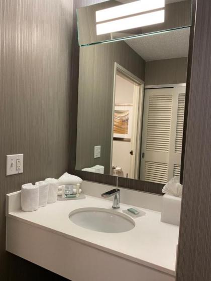 Courtyard by Marriott Dallas Lewisville - image 13