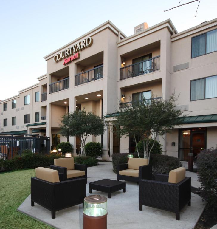 Courtyard by Marriott Dallas Lewisville - image 7
